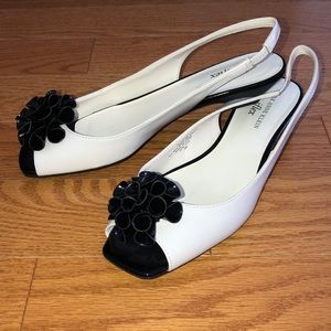 NBW White and black flowered sandals